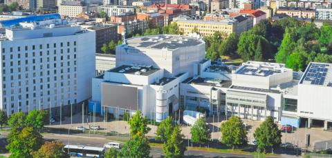 A drone photo of Tampere Hall towards the city center