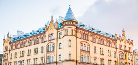 Commercen talo Keskustorilla.