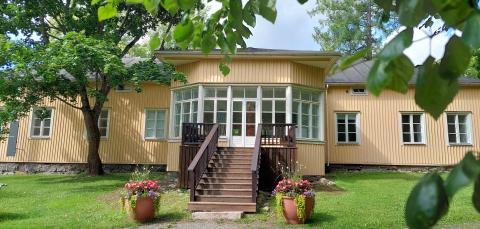 Haihara´s Manor from behind.