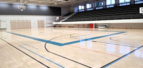 Kaukajärvi Leisure Centre ball game hall.