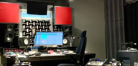 Kuva nuorten kulttuurikeskuksen studiosta.