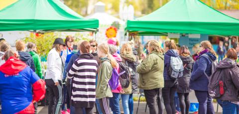 People at the event in Särkänniemi.