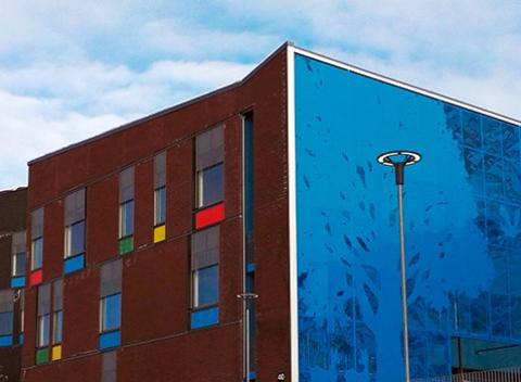 Tesoma schoolhouse from Tesoman valtaväylä.