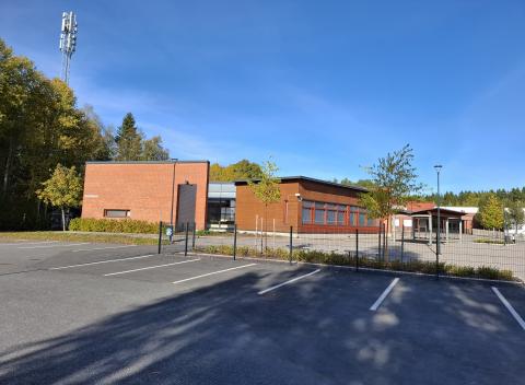 Linnainmaa school.