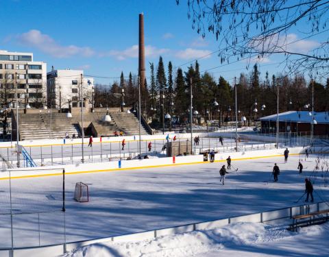 Koulukadun tekojää