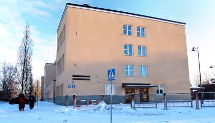 Nekalan kulttuurikeskus ulkoa. 