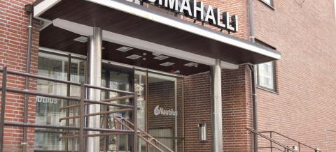 Pyynikki indoor swimming pool, entrance.