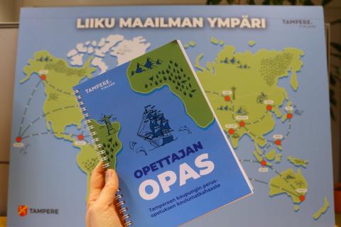 Kartta ja siihen liittyvä opettajan opas.